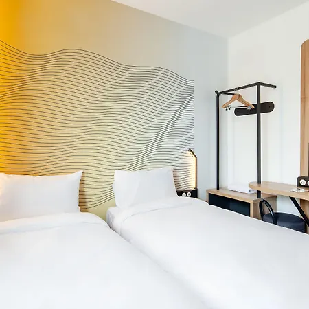 Hotel Saint Christophe Cergy