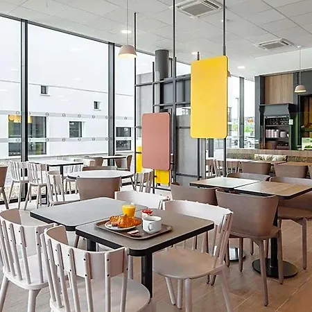 Hotel Saint Christophe Cergy