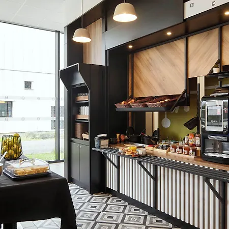 Hotel Saint Christophe Cergy